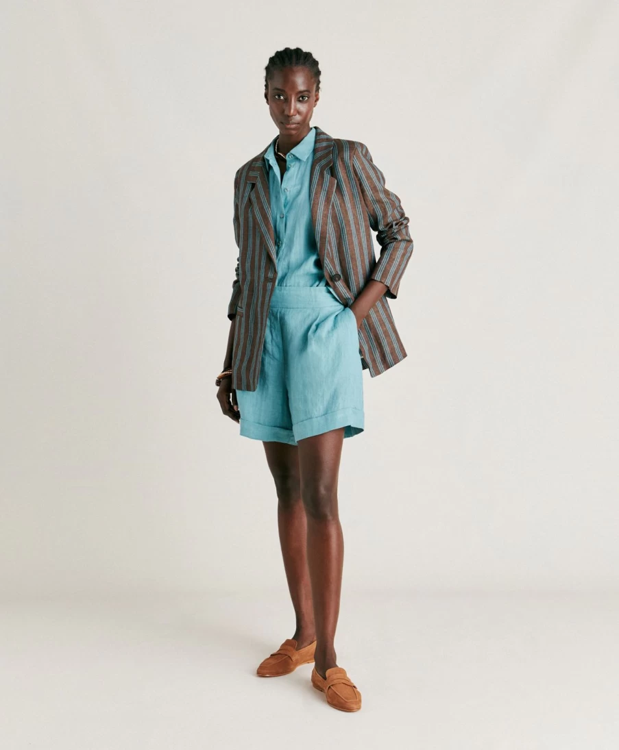 Momoni Women's Cerulean Linen Shorts - Manbru' Style Summer Comfort