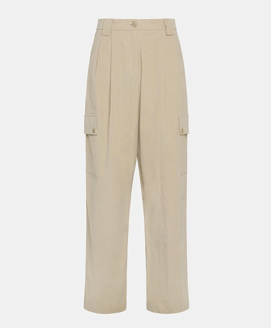 Momoni Women's Ferdinand Stretch Corduroy Pants in Butter Yellow