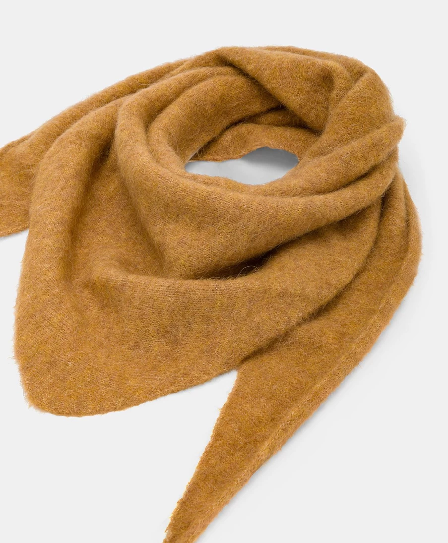 Momoni Women's Baltico Bis Scarf - Fleece-Effect Baby Alpaca Blend in Camel