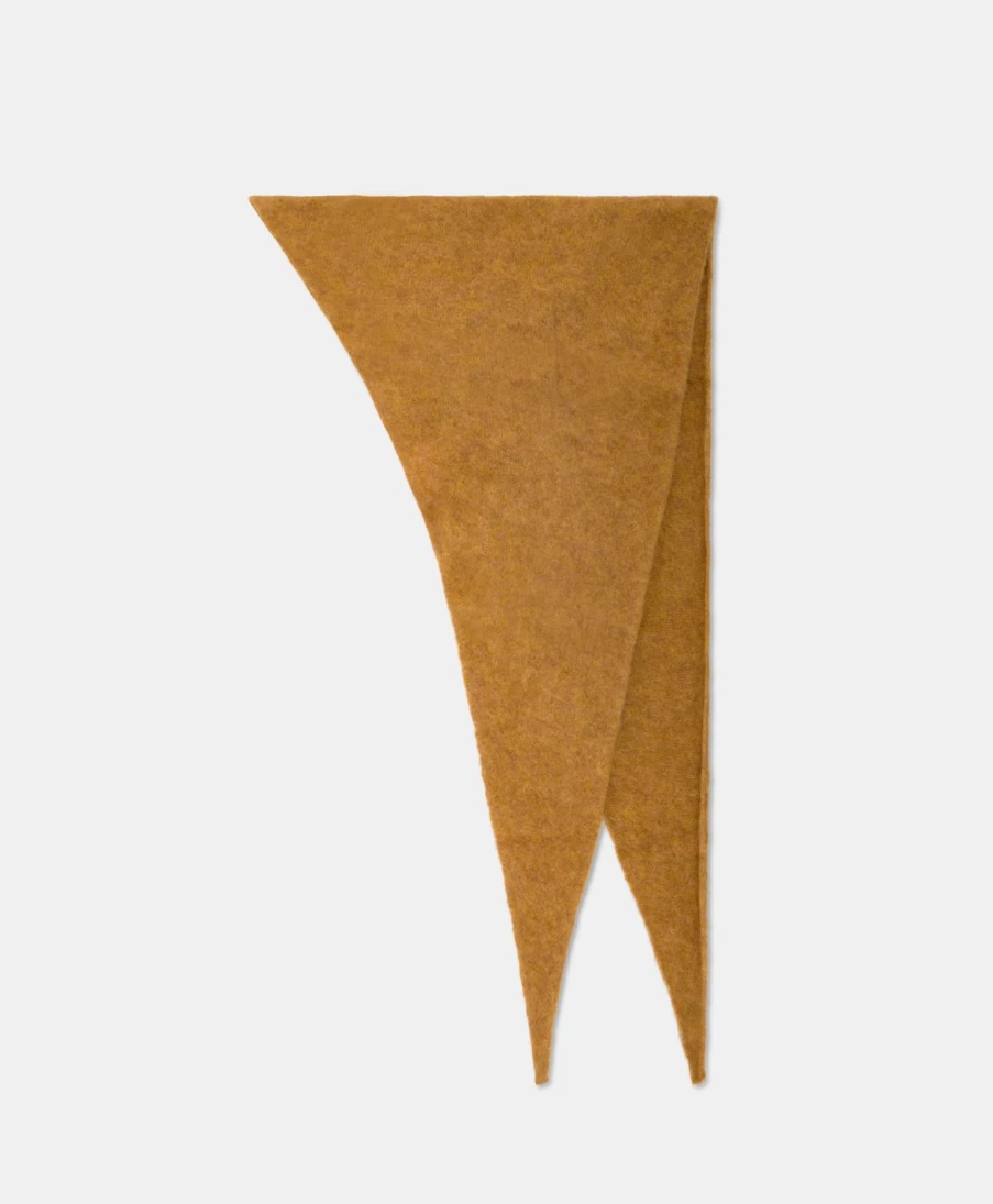 Momoni Women's Baltico Bis Scarf - Fleece-Effect Baby Alpaca Blend in Camel