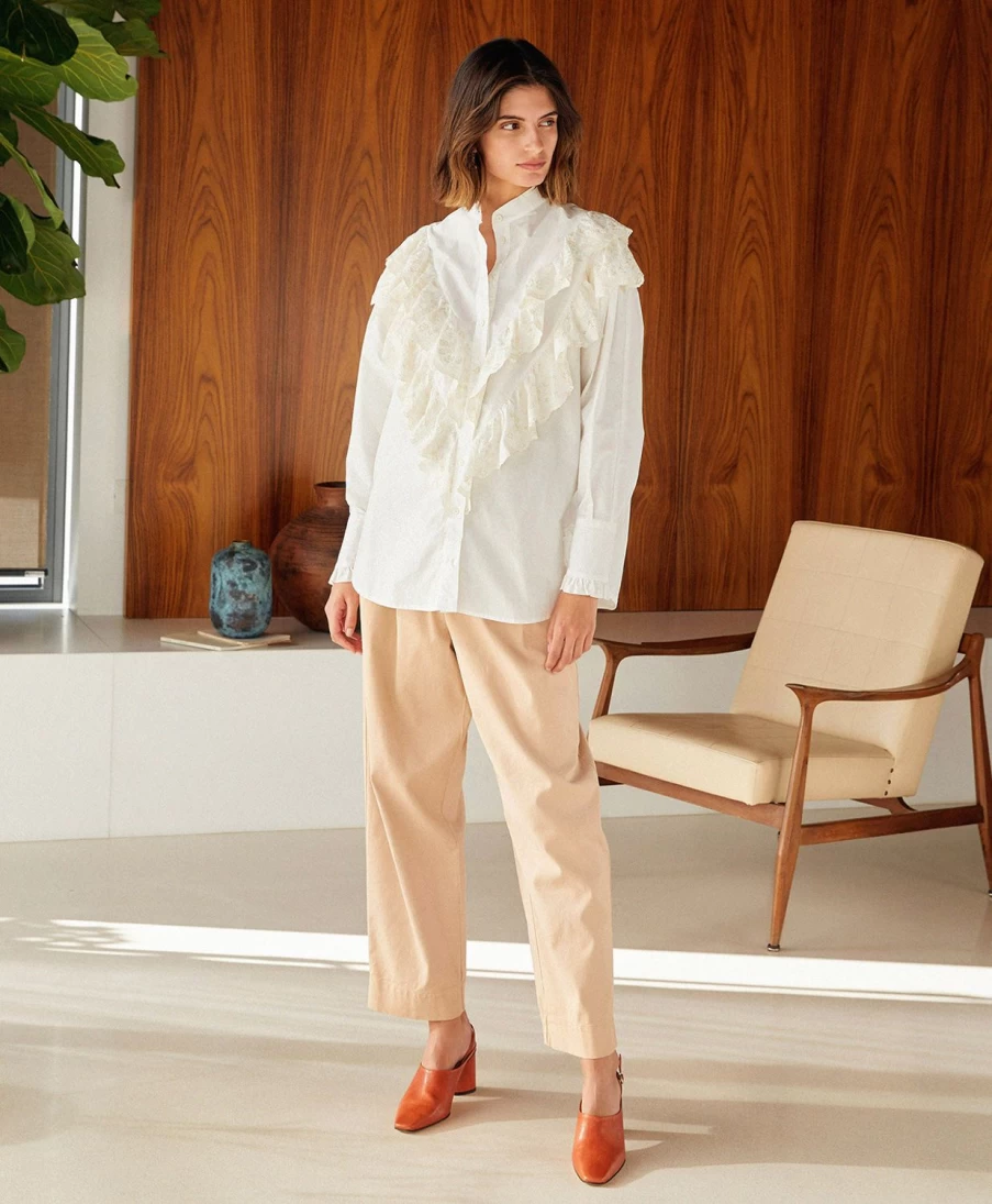 Momoni Women's Orthilia Poplin Shirt in Milk - Classic Casual Top