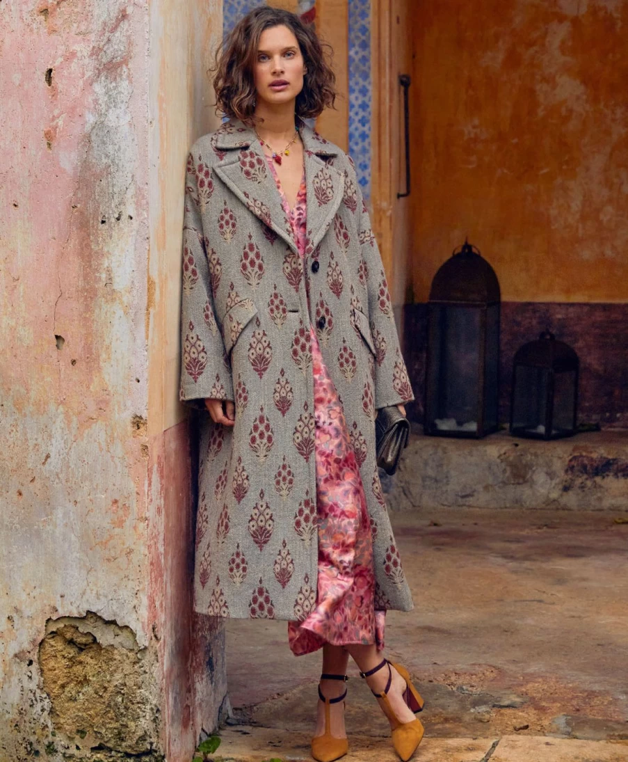 Momoni Women's Edgard Coat - Ethnic Jacquard Wool, Multicolor Dusty, Elegant Outerwear