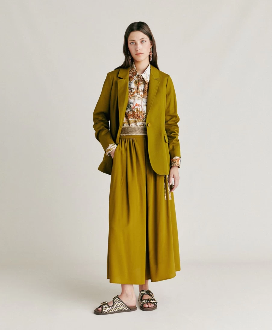 Momoni Women's Futura Stretch Gabardine Jacket in Olive Green - Lightweight Comfort Fit