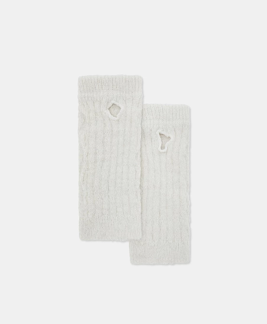 Momoni Women's Augustine Mohair Gloves - White Luxury Winter Accessories