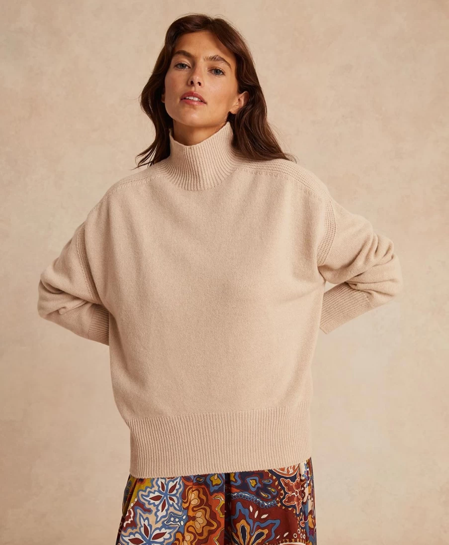Momoni Women's Beige Plain Wool Cashmere Knitwear - Cosme Style Soft Comfortable Sweater