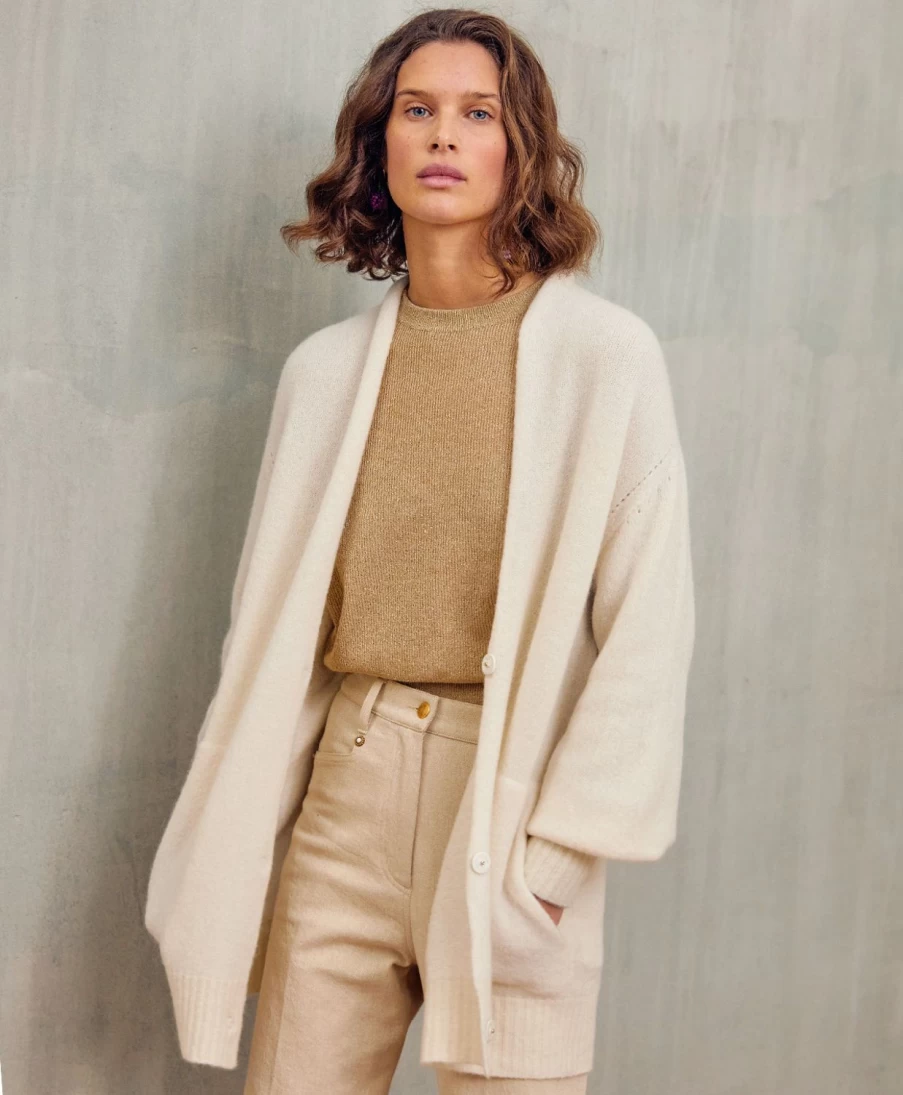 Momoni Women's Cream Cardigan - Fleece-Effect Baby Alpaca Sweater for Cozy Comfort